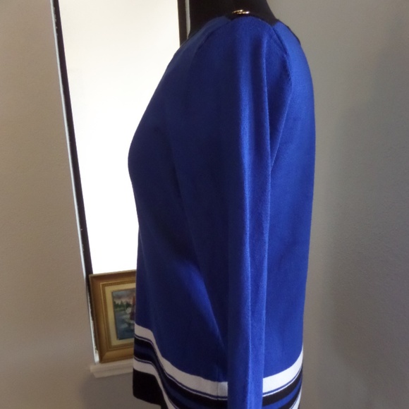 CAROLYN TAYLOR Size L Blue BLOUSE SWEATER. B2 - Picture 8 of 14